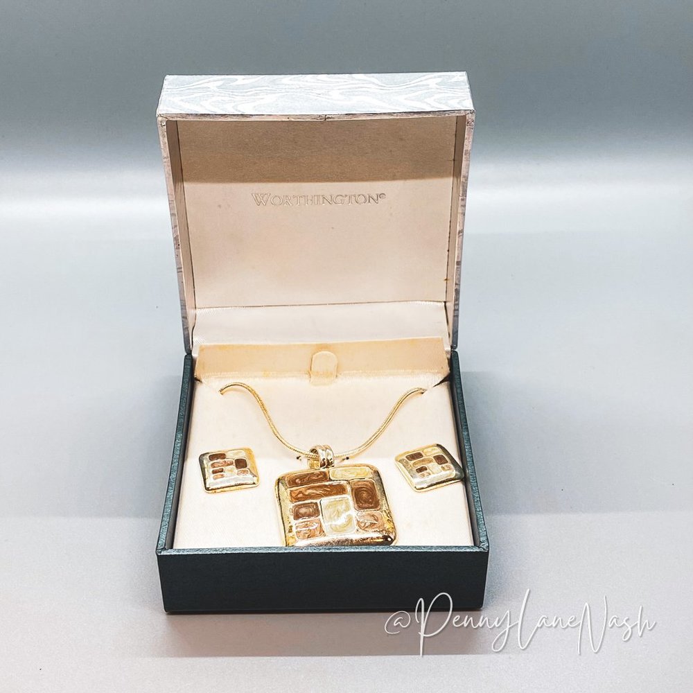 Worthington Square Geometric Necklace & Stud Earrings Set - Picture 5 of 7